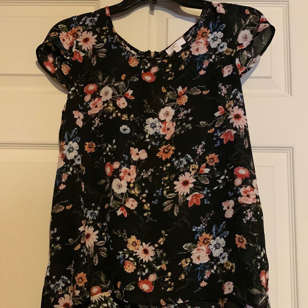 C Floral Short Sleeved Blouse